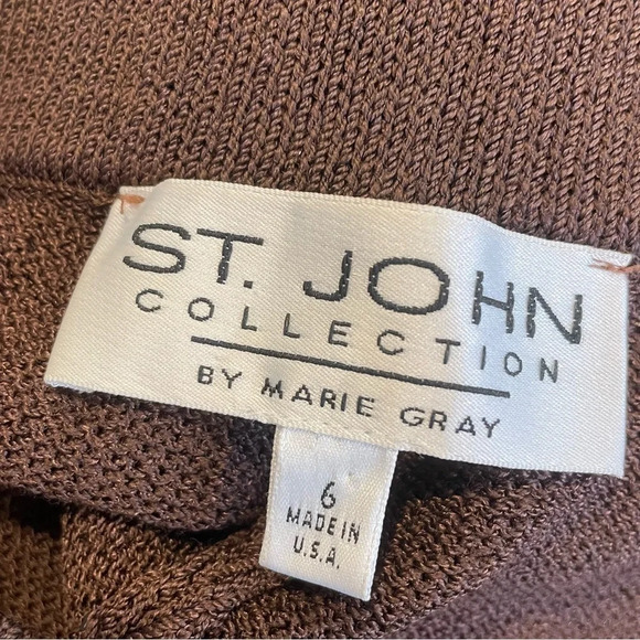 St. John Collection Santana Knit High Rise Brown Pants with gold details size 6 - Picture 4 of 12
